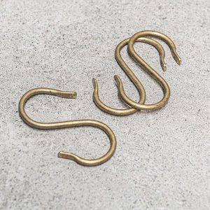 Hooks & Knobs | Brass Curved S Hook 9Cm Housewares Hooks & Knobs